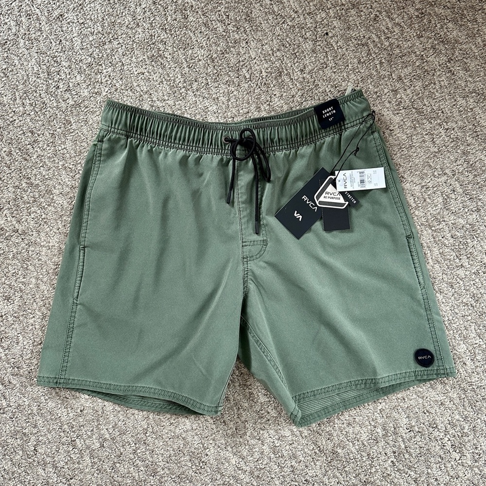 NWT RVCA Boardshort